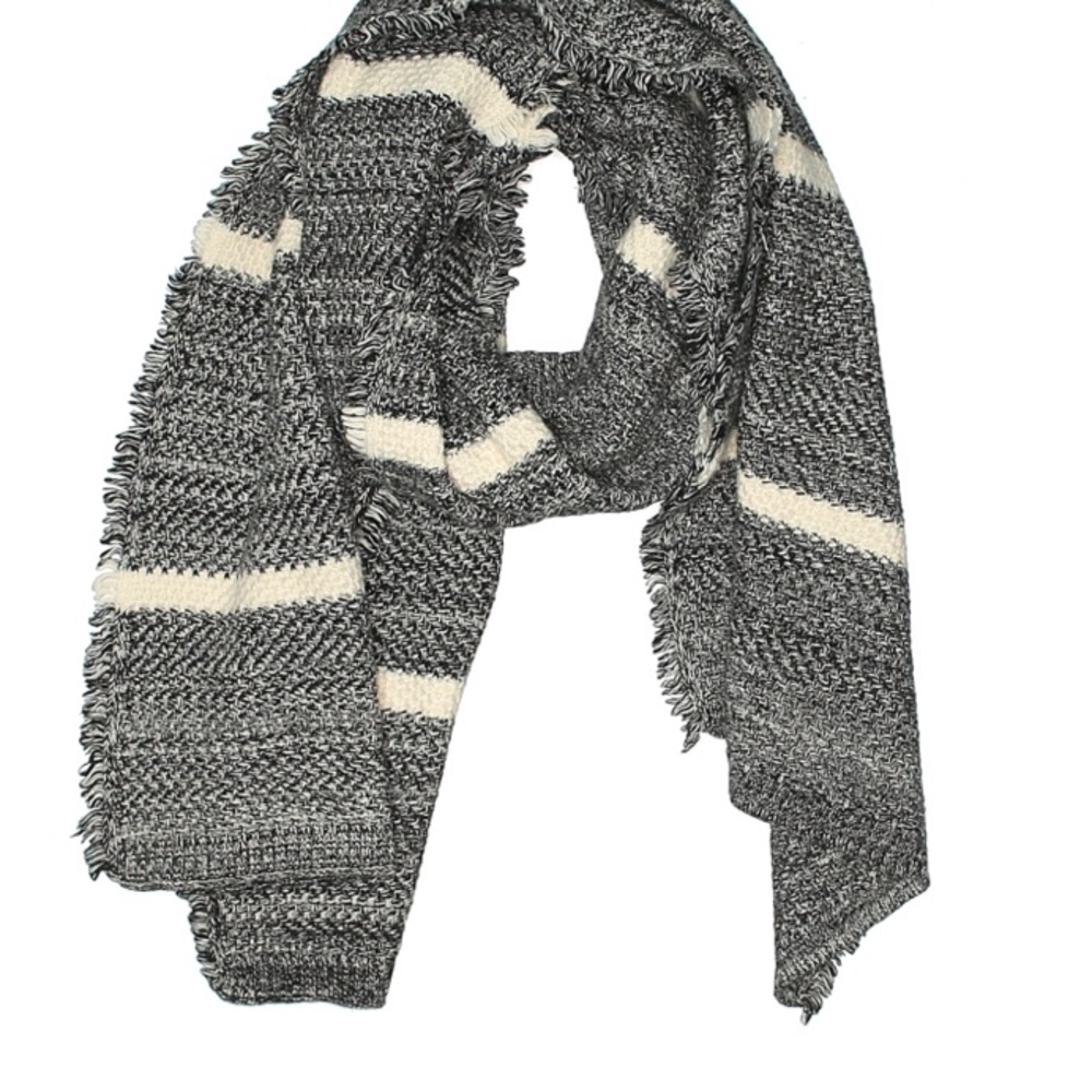 Banana republic chunky knit blanket scarf